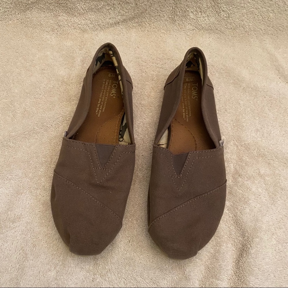 Toms Shoes Gray